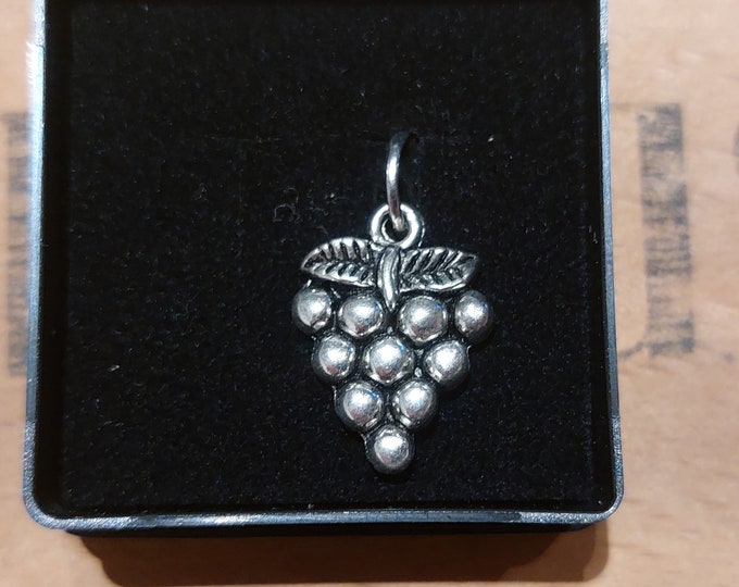 Kettenanhänger Traube flach