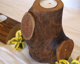 Tealight holder, home decoration made from a solid ash trunk.