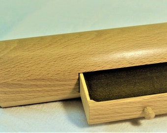 An exceptional pasta roller with drawer.