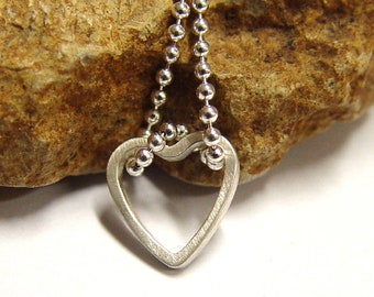 Herz mit Kette in Silber