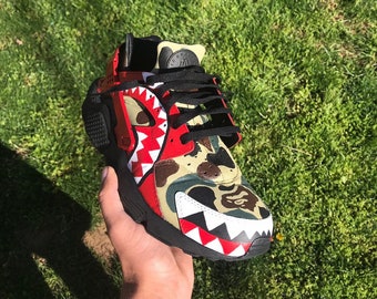 custom black huaraches