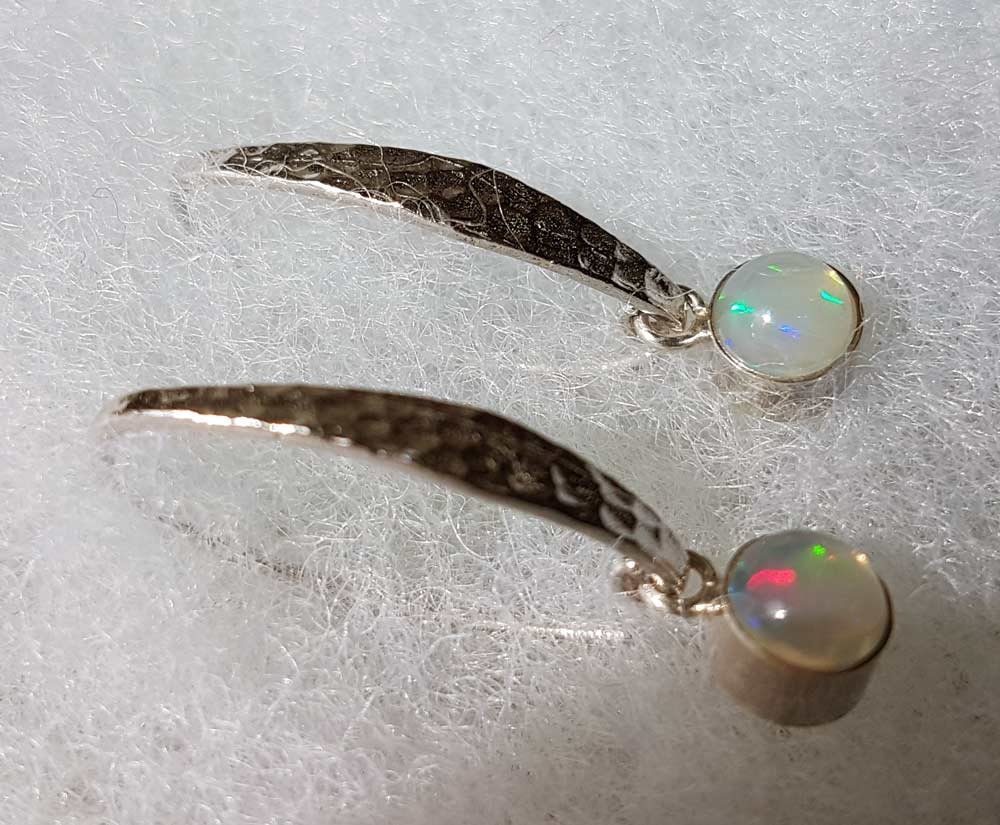 Boucles D'oreilles Clous En Argent Sterling Avec Opales Welo Véritables - Création Artisanale Unique, Livrée Avec écrin