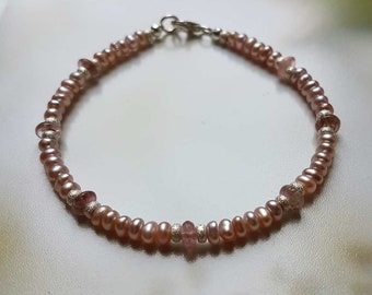 Armband aus rosa Perlen, rosa Turmalin (Rubellit) mit Silber