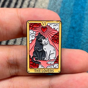 Emaille pin The lovers tarotkaart