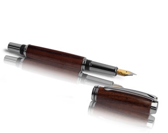 Walnut wood- noble fountain pen, handcrafted  - Made in Germany