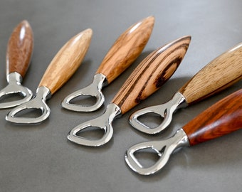 Abridor de botellas hecho a mano / abridor de botellas para corchos de corona de madera preciosa