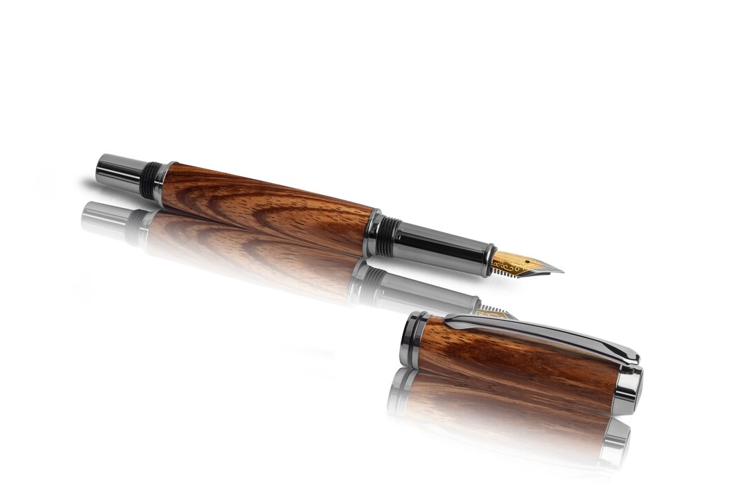 Pluma Estilográfica MONTBLANC Meisterstuck Classique Gold-Coated Con