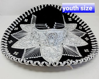 Schwarz und Silber Charro Sombreros Hut 12 bis 17 Jahre alt authentische Mariachi Hüte in Premiumqualität versandkostenfrei