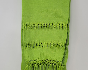 Rebozo mexicano verde lima: Flecos de seda Artisela (238 x 62 cm)