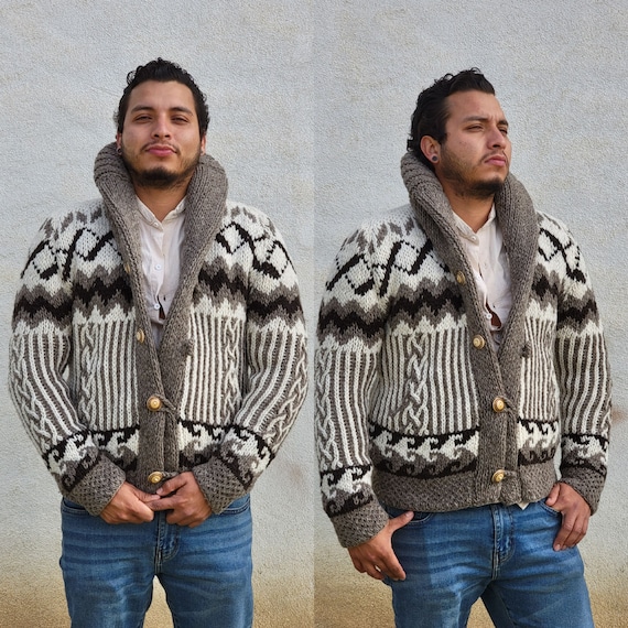 woolen sweater cardigan hand knitted  MADE IN MEXICO all handwoven
