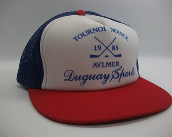 Tournoi Novice Hockey 1985 Aylmer Duguay Sports French Francais Youth Hat Vintage Red White Blue Snapback Trucker Cap
