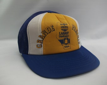 Grande Prairie Labatt Tankard 1984 Hat Vintage Blue White Yellow Snapback Trucker Cap