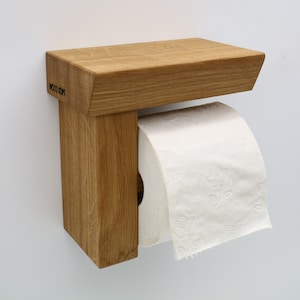 Toilettenpapierhalter Cultus aus Eichenholz oder Nussbaum Bild 6