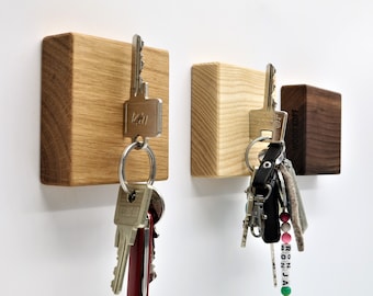 Wooden Cube Magnetic Holder in Oak/Walnut or Ash, Set of 3