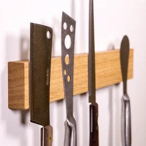 Magnetic knife rack knife holder CULTRO made of solid oak image 5
