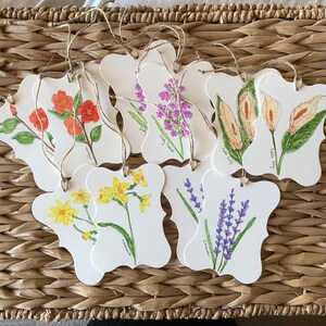 Botanical watercolor Flower Gift tags set of 10