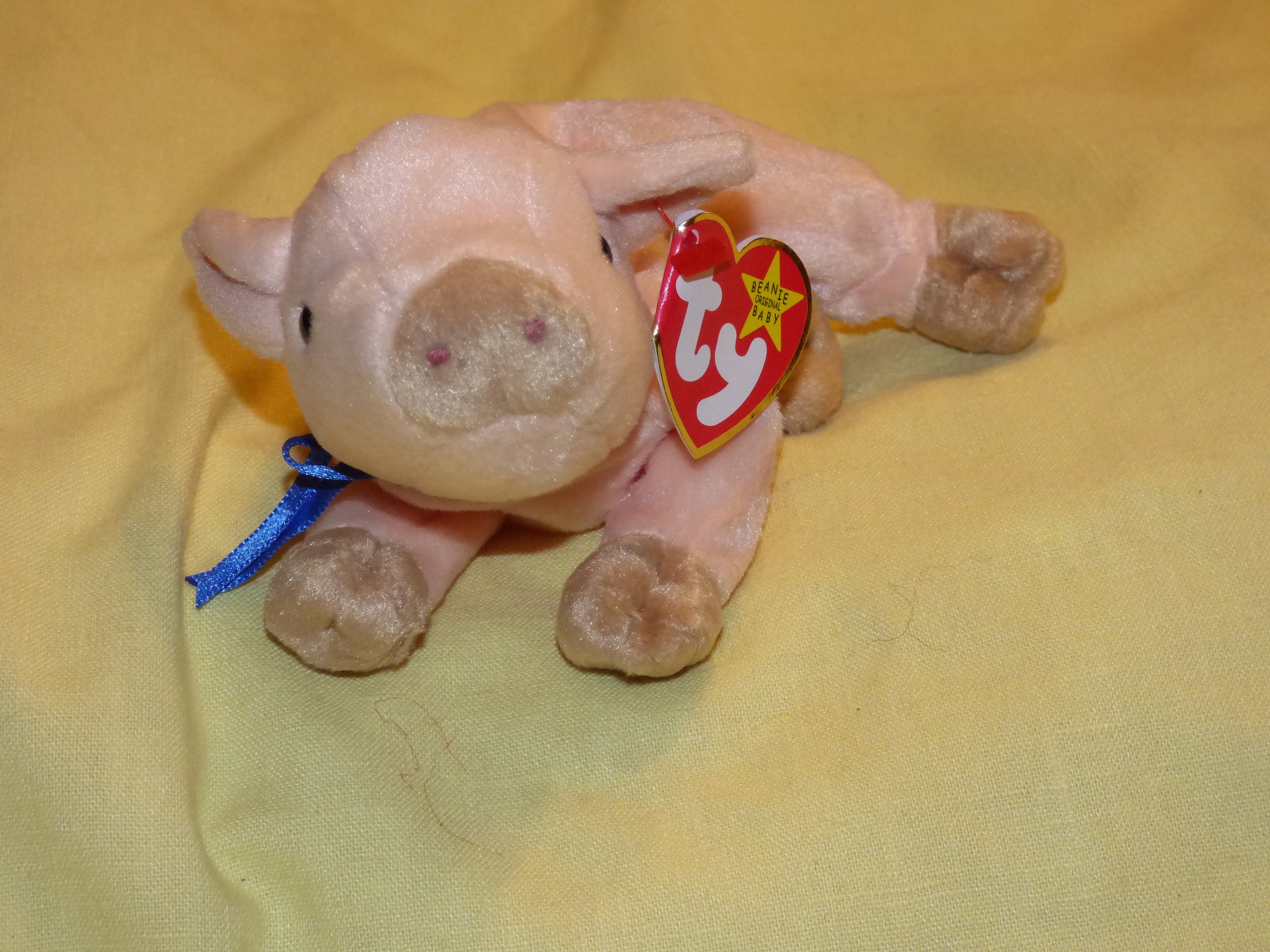 knuckles the pig beanie baby