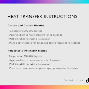 Pu&ograve; includere: Istruzioni per il trasferimento di calore per tessuti di cotone e misti cotone, e tessuti di poliestere e misti poliestere. Le istruzioni includono raccomandazioni di temperatura, pressione e tempo per l'applicazione del vinile di trasferimento di calore.