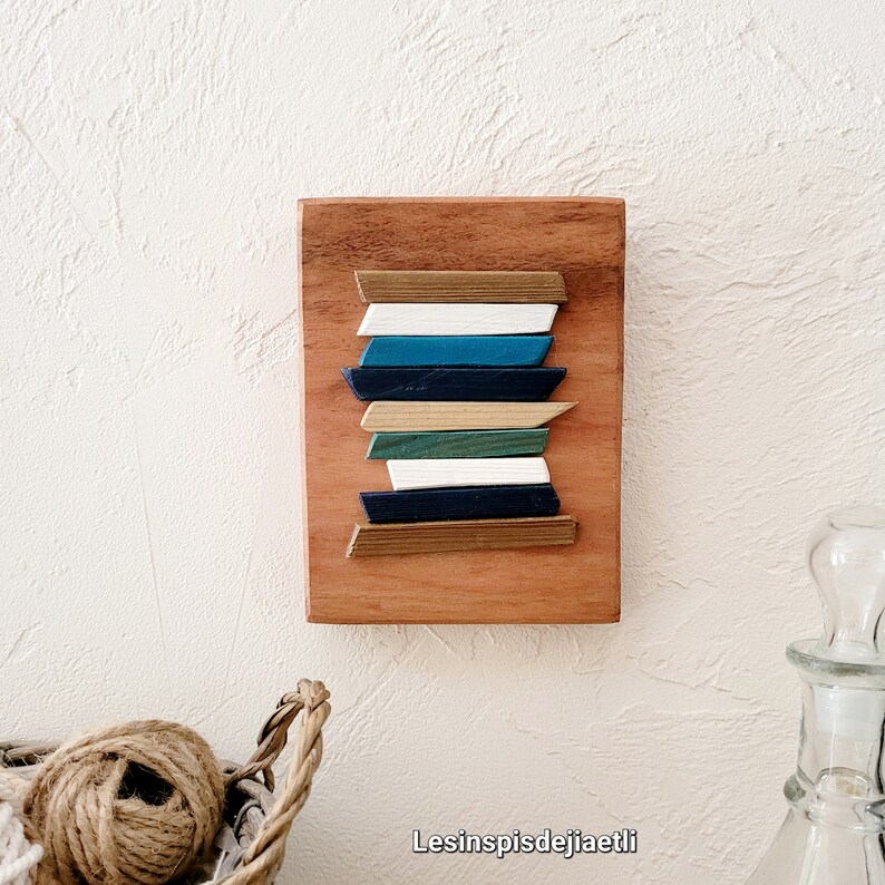 Small Wood Wall Decoration , Minimalist Style. Completely Recycled Wood