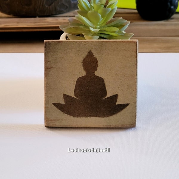 Mini Buddha painting in recycled wood, Buddha wooden wall decoration. Yoga gift, meditation.