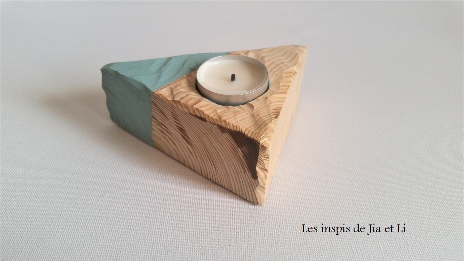 Bougeoir en Bois Scandinave , Porte-Bougie Original et Design, Décoration Recyclée Vert de Gris.