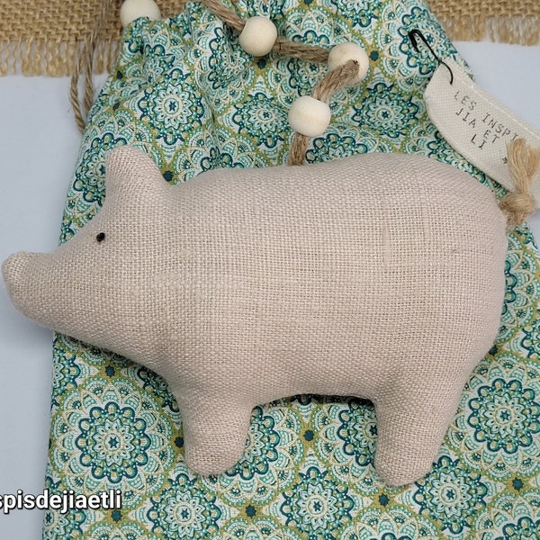 Petit cochon en tissu à suspendre, cadeau mignon, porte bonheur. Animaux en tissu.