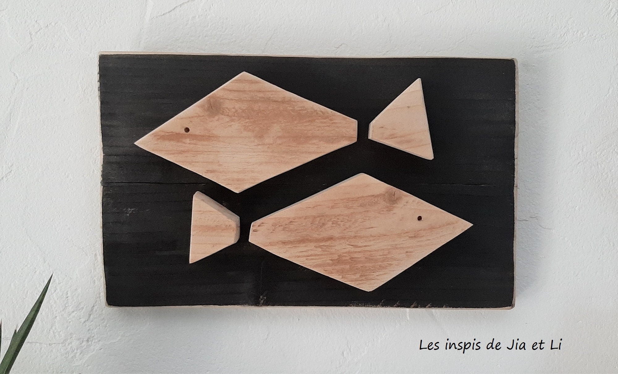 Tableau Bord de Mer, Poisson, en Bois Recyclé Noir. Décoration Murale Bois.