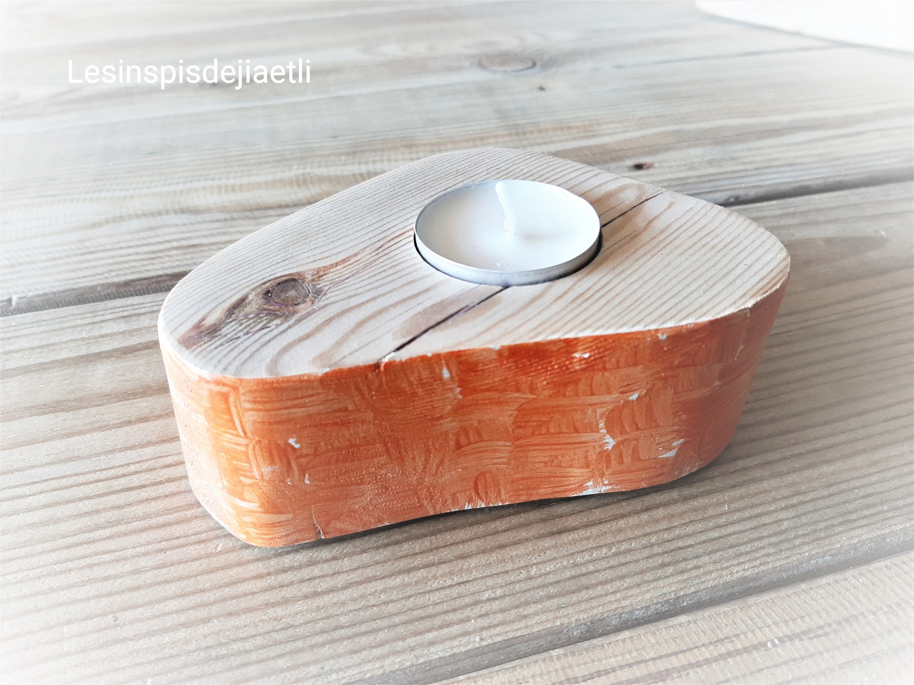 Bougeoir en Bois Design Orange, Porte-Bougie Original, Petite Décoration d'intérieur Orange.