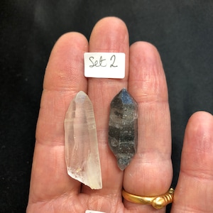 Yin Yang Crystal Healing Kit. Black Tibetan quartz & White Lemurian Quartz, Travel Altar, Wiccan Witch kit, Healing gemstones set, Raw Stone
