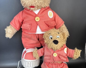 Osos coleccionables Billy Butlins con abrigos rojos vintage