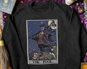 The Fool Tarot Card Sweatshirt Halloween Sweatshirt Women Gothic Clothing Plus Size Witch Sweater Witchy Sweatshirt Gifts for Halloween Gift