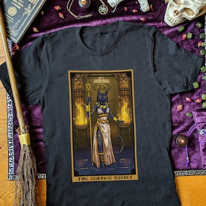 The Goddess Bastet Strength Tarot Card Shirt Witch Clothing Men Witchy Shirts Wiccan Clothing for Men Egyptian Pagan Clothes Wicca Shirt