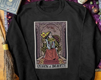 Queen of Hearts Sweatshirt Halloween Tarot Card Sweater Witch Clothing Plus Size Women King and Queen Sweatshirts Witchy Sweatshirt Women