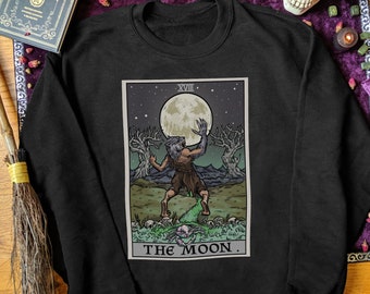 The Moon Tarot Card Werewolf Sweatshirt Men Pagan Witch Halloween Gothic Clothing Women Plus Size Witchcraft Gift Goth Gifts for Witches