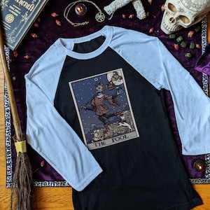 The Fool Tarot Card Shirt Halloween Raglan Shirt Goth Long Sleeve Gothic Clothing Men Witch Long Sleeve Shirt Halloween Baseball Tee Gifts