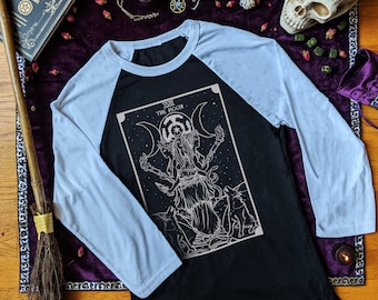 Hecate Triple Moon Goddess Tarot Card Shirt Long Sleeve The Moon Tarot Card Shirt Moon Witch Clothing for Men Witchcraft Clothes Wicca Shirt