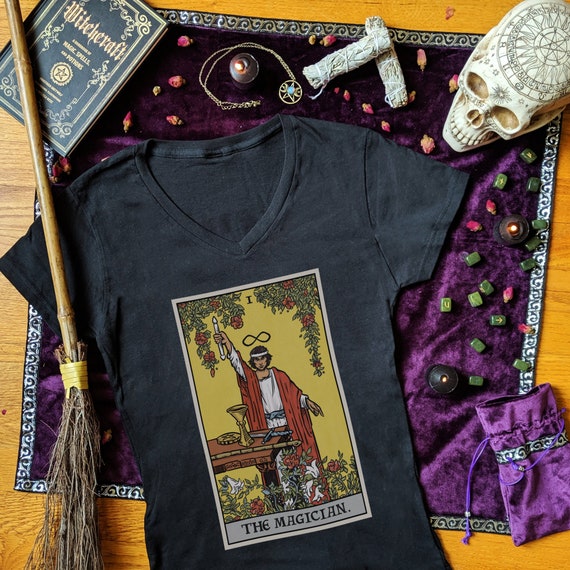 El Mago Tarot Tarjeta Camisa Mujeres V Cuello Renacimiento Tarot