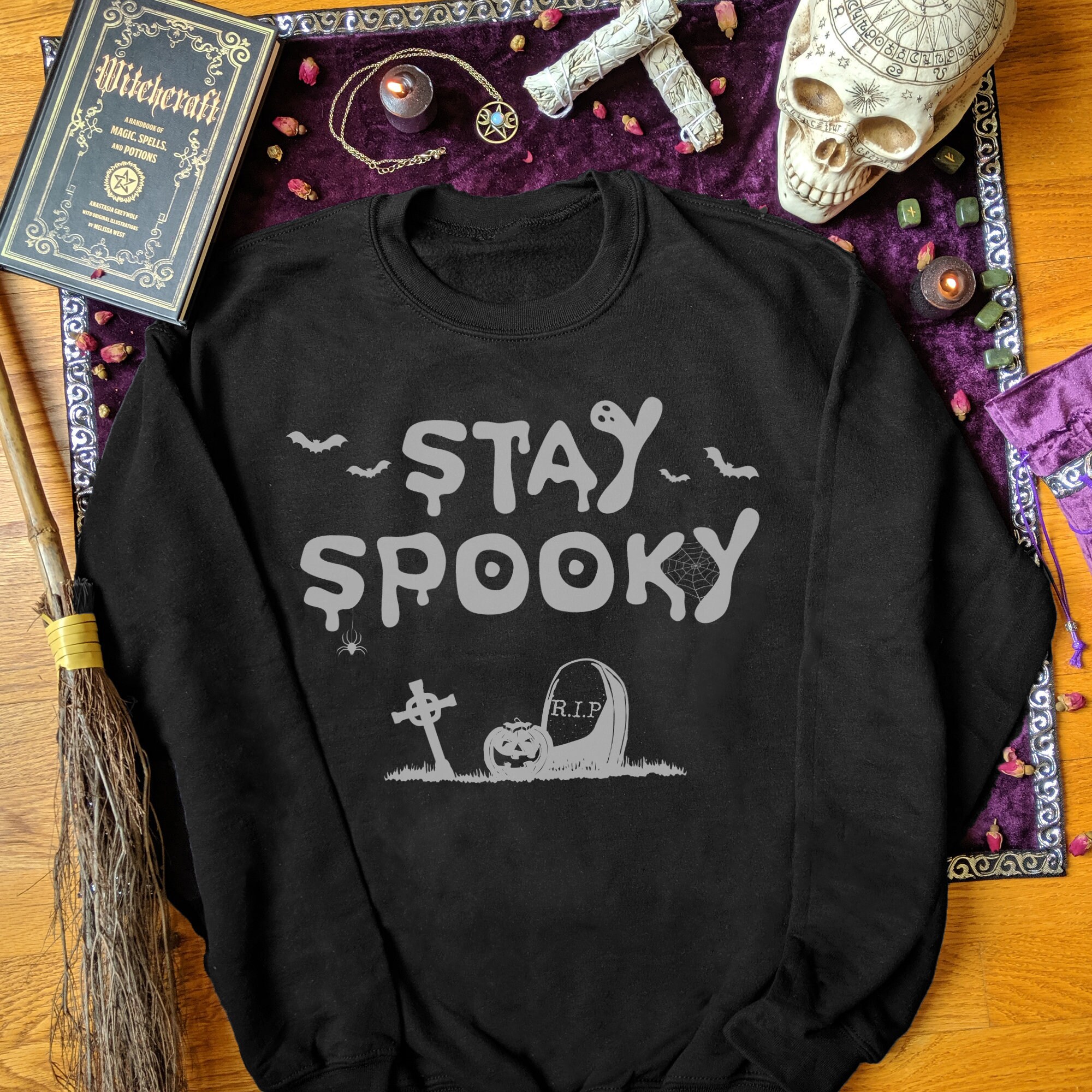 halloween sweatshirt woman