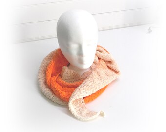 Dreieckstuch, Schultertuch,  Sommertuch, Stricktuch, Tuch Meline leicht in creme orange