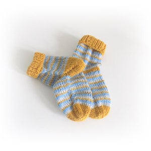 Babysocken gestrickt Größe 17/18 gestreift hellblau grau gelb Bild 3