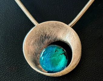 Murano Glasschmuck Kettenanhänger aus Muranoglas/925 Sterling Silber aquablau-türkis. Handgefertigter Glaskunst Schmuck, exclusives Geschenk