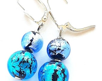 Perlenohrhänger aus Muranoglas in blau-lila