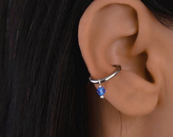 Zierliche Muschel Kristall Hoop, Muschel Ohrring, Muschel Piercing Hoop, Knorpel Ohrring, Muschel Blau Perle, chirurgischer Stahl Muschel, Muschel Schmuck