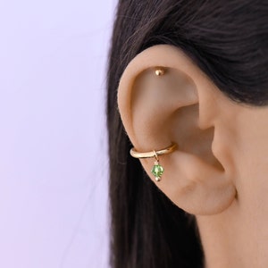 Conch Hoop Piercing Gold, Conch Piercing, Cartilage Hoop Earring, Conch Dangle Crystal, Hoop Earring, Conch Piercing Jewelry