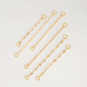 Delicato ciondolo a catena per orecchini in oro, catena per orecchini, catena per elica, catena per piercing a conchiglia, attacco per orecchini con connettore
