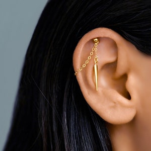 Spike Hidden Helix Chain, Helix Chain, Gold Helix Chain Dangle, Cartilage Chain, Cartilage Jewelry, Vertical Helix, Hidden Helix Jewelry