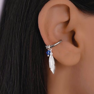 Feather Cartilage Hoop, Cartilage Earring, Dangle Cartilage Hoop Earring, Cartilage Piercing, Cartilage Hoop with Charm, Cartilage Jewelry