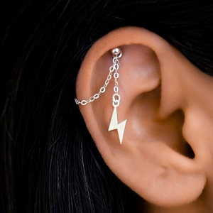 Chaîne d’hélice Lightning Bolt, Helix, chaîne de boucle d’oreille en argent sterling, chaîne de boucle d’oreille pendante, veste d’oreille de chaîne, chaîne de charme de boucle d’oreille, bijoux Helix