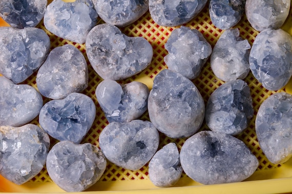 Celestite Geode Crystal Cluster Natural Raw Gemstone Crystal Grids-Quartz Points-Heart Shaped-Quartz Geode Gift-Decor-Chakra/&Reiki-Healing