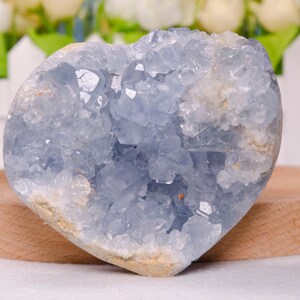 Celestite Geode Crystal Cluster Natural Raw Gemstone Crystal Grids-Quartz Points-Heart Shaped-Quartz Geode Gift-Decor-Chakra/&Reiki-Healing